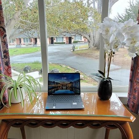 Butterfly Grove Inn Pacific Grove Extérieur photo