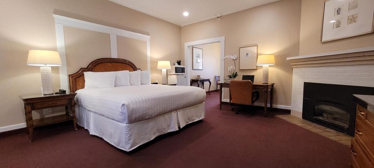 Butterfly Grove Inn Pacific Grove Extérieur photo