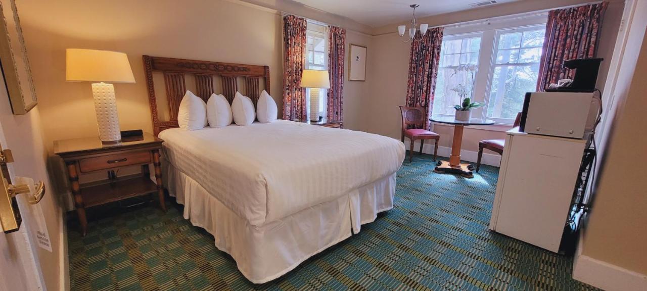 Butterfly Grove Inn Pacific Grove Extérieur photo