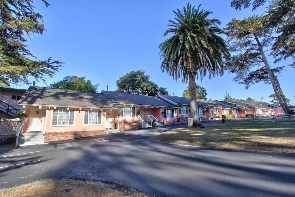 Butterfly Grove Inn Pacific Grove Extérieur photo